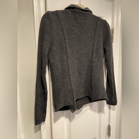 Paraphrase Size M Gray 100% Wool Asymmetrical Full Zip Bomber Sweater Jacket - Picture 9 of 14